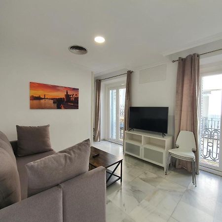 Apartamentos Los Angeles เซบีญา ภายนอก รูปภาพ